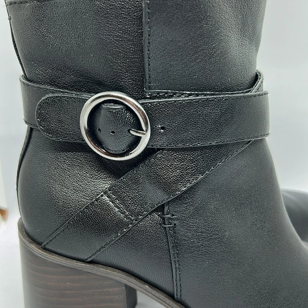 Crown Vintage Women's Black Leather Courla Ankle Bootie size 10M - Picture 7 of 13